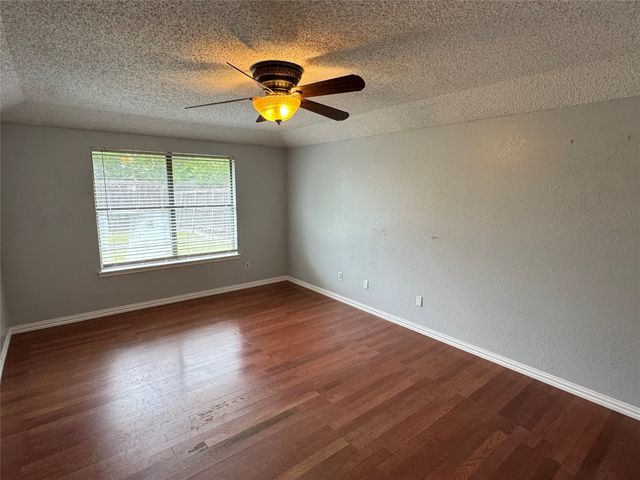 6629 High Lawn Terrace, Watauga, TX 76148