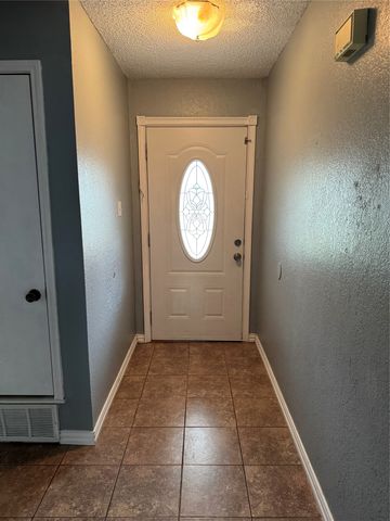6629 High Lawn Terrace, Watauga, TX 76148