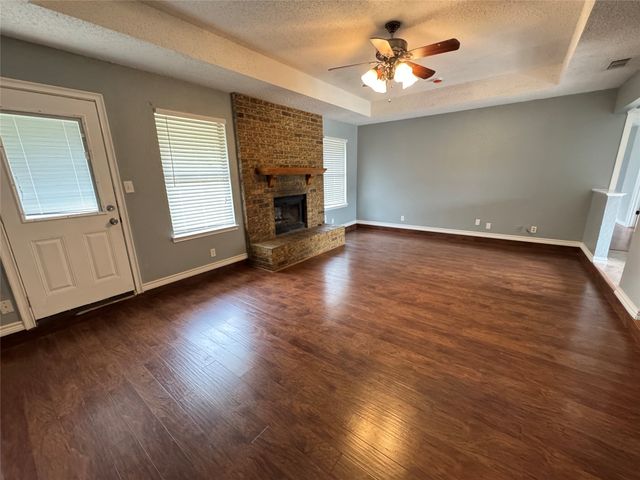 6629 High Lawn Terrace, Watauga, TX 76148