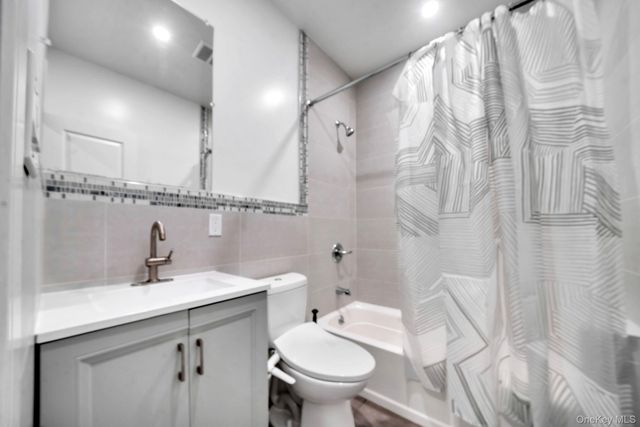 48 Garden Terrace, Spring Valley, NY 10977