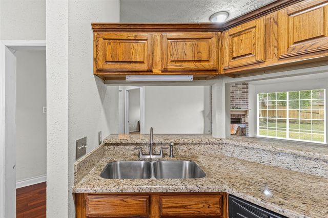 12470 Chalmette Street, Houston, TX 77015
