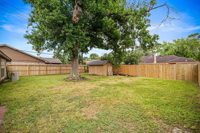 12470 Chalmette Street, Houston, TX 77015