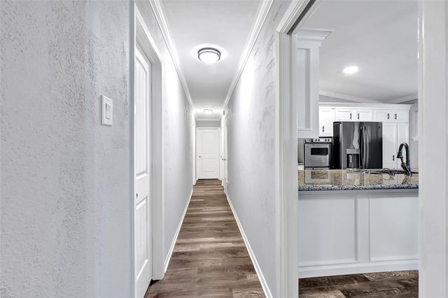 10226 Carlow Lane, La Porte, TX 77571