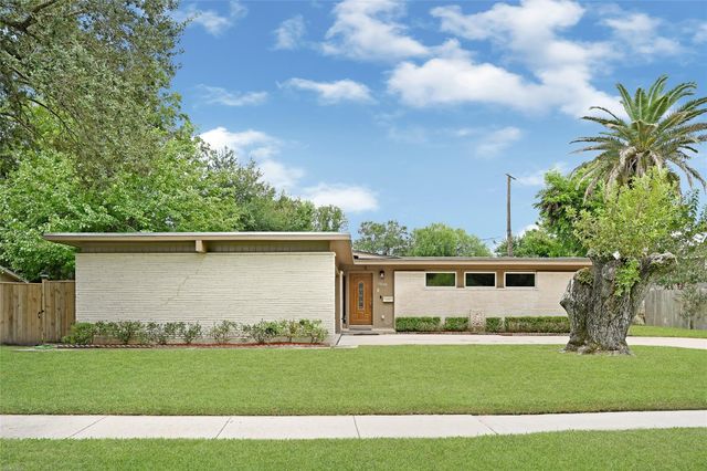 10226 Carlow Lane, La Porte, TX 77571