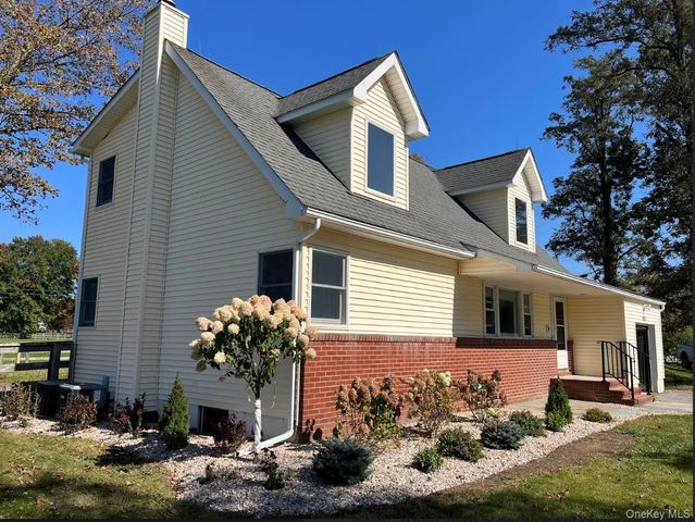 2039 Salt Point Turnpike, Salt Point, NY 12578