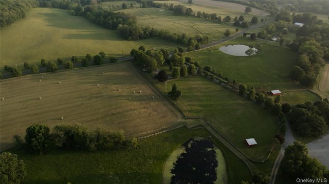 2039 Salt Point Turnpike, Salt Point, NY 12578