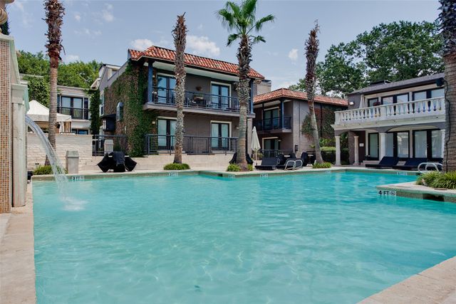 5908 Sandhurst Lane 244, Dallas, TX 75206