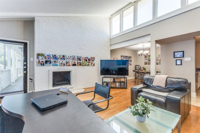 5908 Sandhurst Lane 244, Dallas, TX 75206