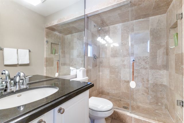 5908 Sandhurst Lane 244, Dallas, TX 75206