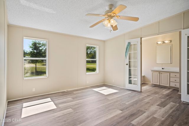 7868 Suellen Street, Sneads, FL 32460