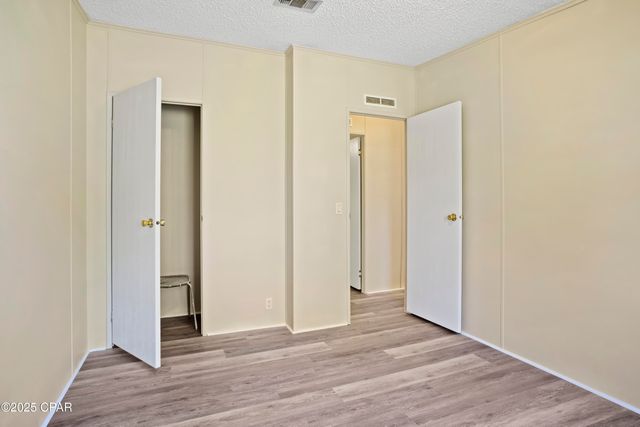 7868 Suellen Street, Sneads, FL 32460