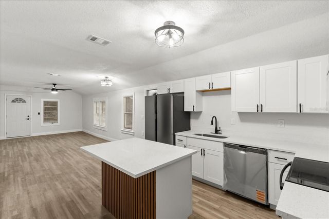 14317 10TH STREET, Dade City, FL 33523