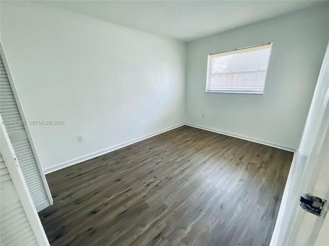 4343 NW 113th Ter, Sunrise, FL 33323