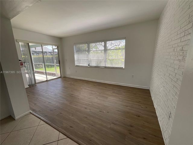 4343 NW 113th Ter, Sunrise, FL 33323