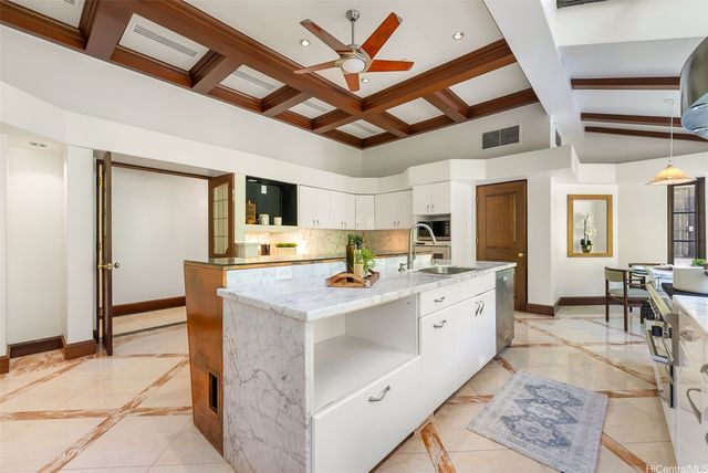 2999 Makalei Place, Honolulu, HI 96815