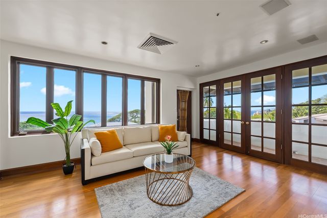2999 Makalei Place, Honolulu, HI 96815