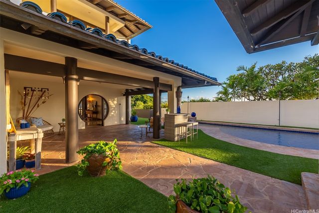 2999 Makalei Place, Honolulu, HI 96815