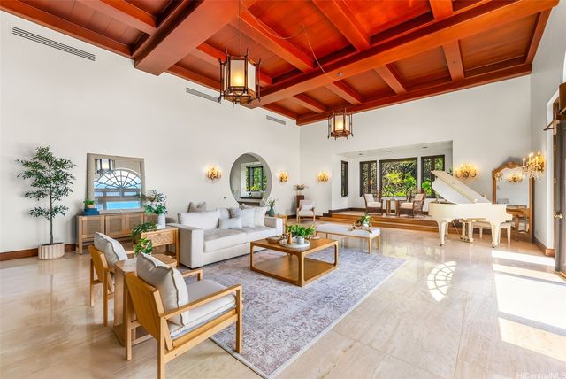 2999 Makalei Place, Honolulu, HI 96815