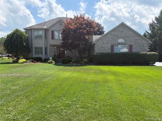 10170 Abrams Fork, Brighton Township, MI 48114