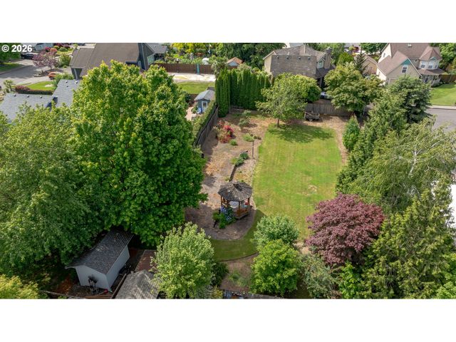 Ne Kristin Ct, Mc Minnville, OR 97128