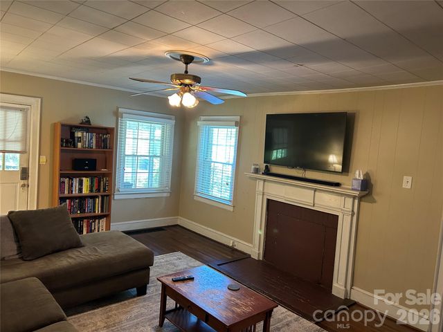 1920 Wood Dale Terrace, Charlotte, NC 28203