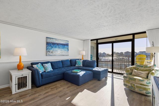 1080 Saint Joseph Street Apt 1e, Carolina Beach, NC 28428