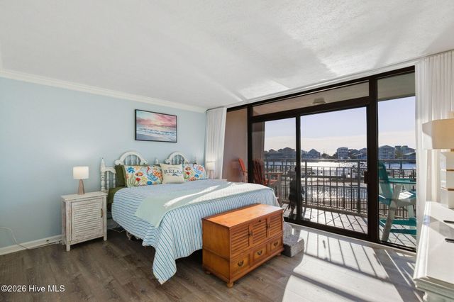 1080 Saint Joseph Street Apt 1e, Carolina Beach, NC 28428