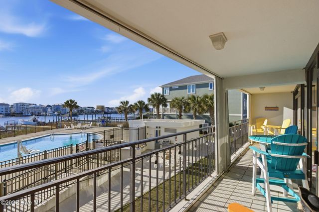 1080 Saint Joseph Street Apt 1e, Carolina Beach, NC 28428