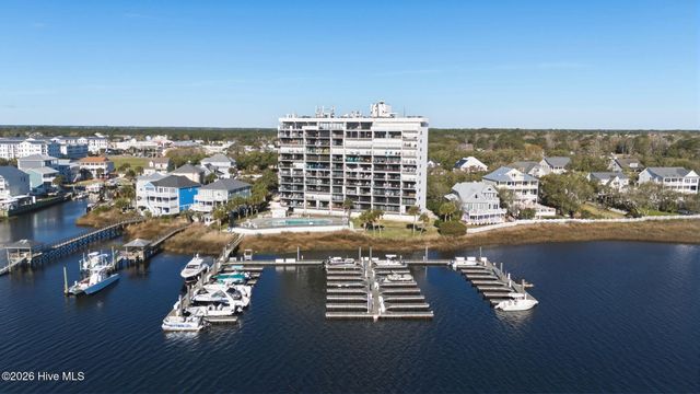1080 Saint Joseph Street Apt 1e, Carolina Beach, NC 28428