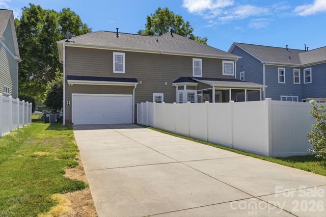 2010 Seabiscuit Drive, Indian Trail, NC 28079