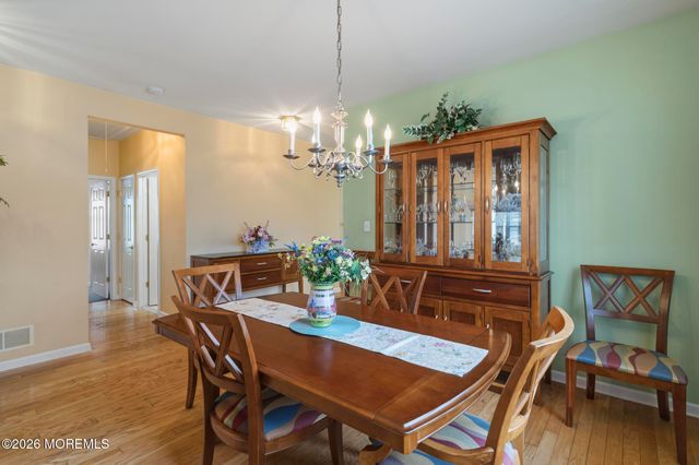 2 Windy Reef Court, Barnegat, NJ 08005