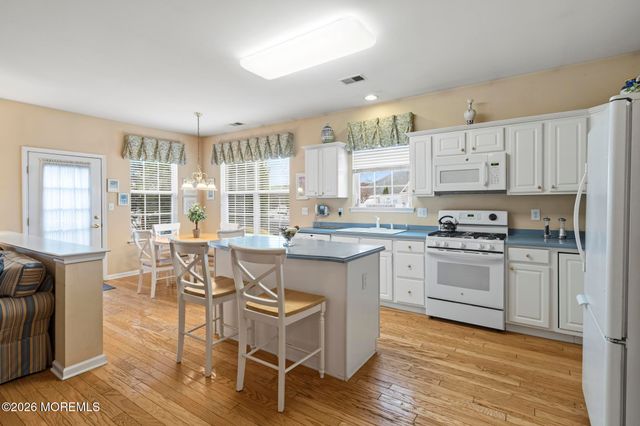 2 Windy Reef Court, Barnegat, NJ 08005