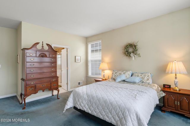 2 Windy Reef Court, Barnegat, NJ 08005