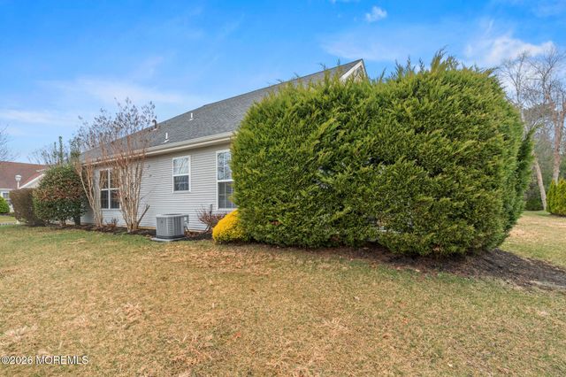 2 Windy Reef Court, Barnegat, NJ 08005