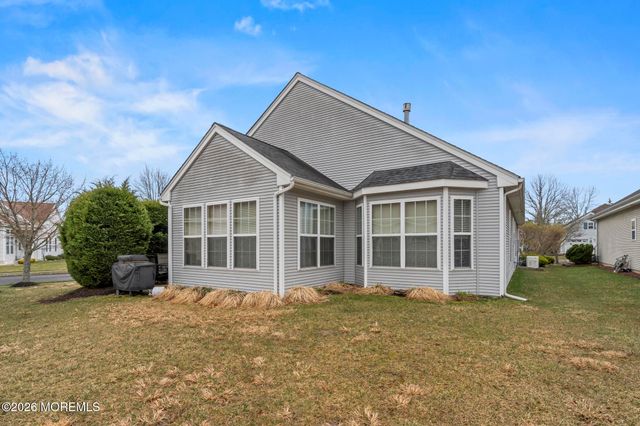 2 Windy Reef Court, Barnegat, NJ 08005