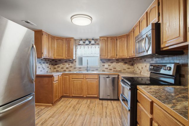 319 E Spence St, Medical Lake, WA 99022