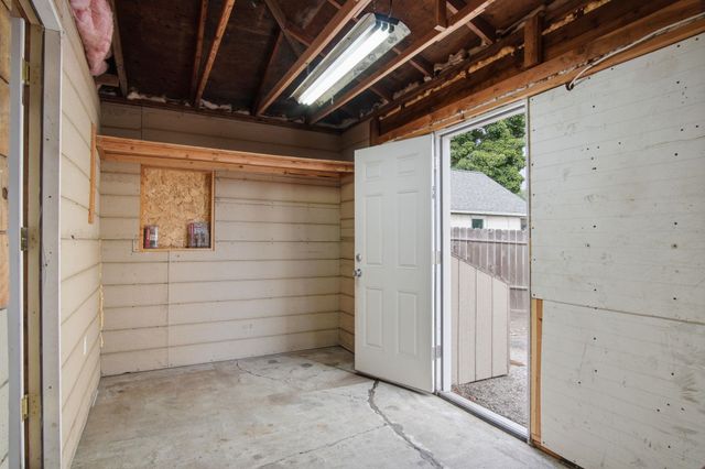 319 E Spence St, Medical Lake, WA 99022