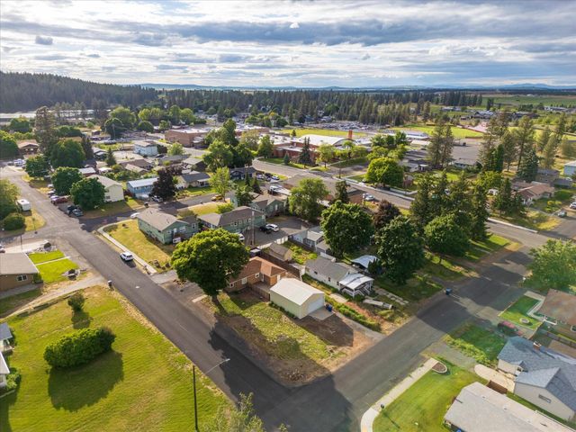 319 E Spence St, Medical Lake, WA 99022