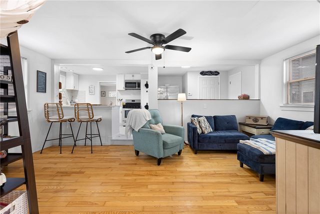 11 Gaylord St, Sodus, NY 14551