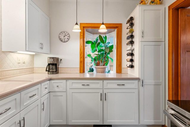 4771 N Woodruff AVENUE, Whitefish Bay, WI 53211