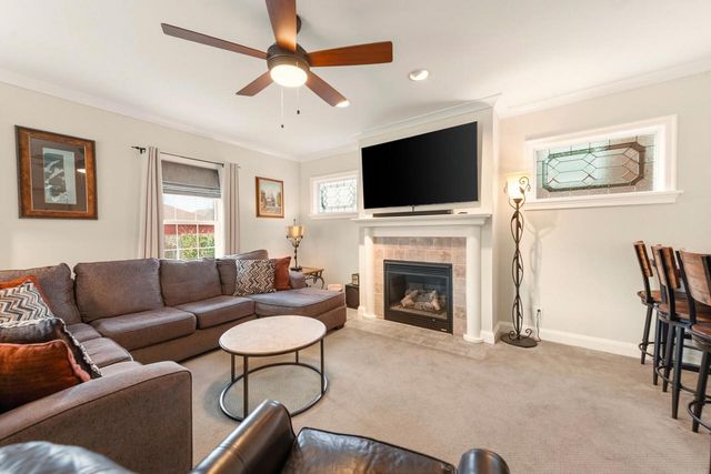 4771 N Woodruff AVENUE, Whitefish Bay, WI 53211