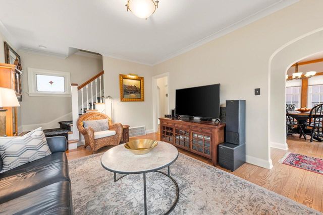 4771 N Woodruff AVENUE, Whitefish Bay, WI 53211