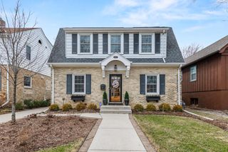 4771 N Woodruff AVENUE, Whitefish Bay, WI 53211