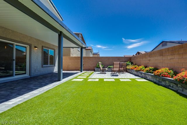10963 Preston Trails Avenue, Las Vegas, NV 89166
