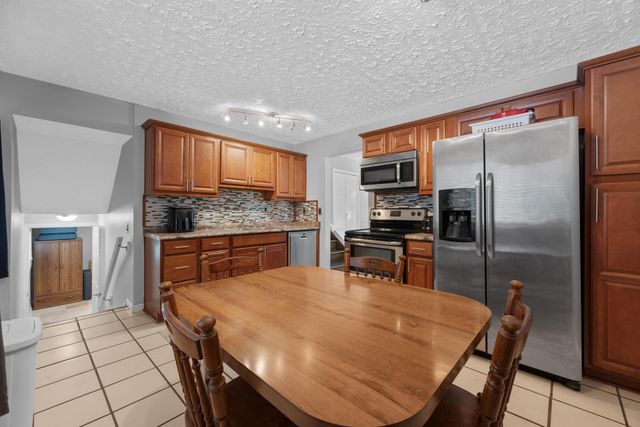 5326 Adderley Avenue, Columbus, OH 43232