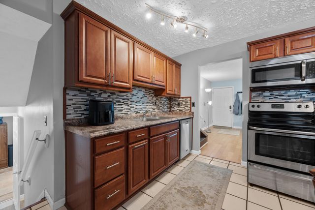 5326 Adderley Avenue, Columbus, OH 43232