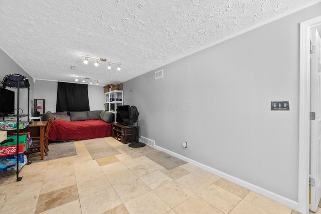 5326 Adderley Avenue, Columbus, OH 43232