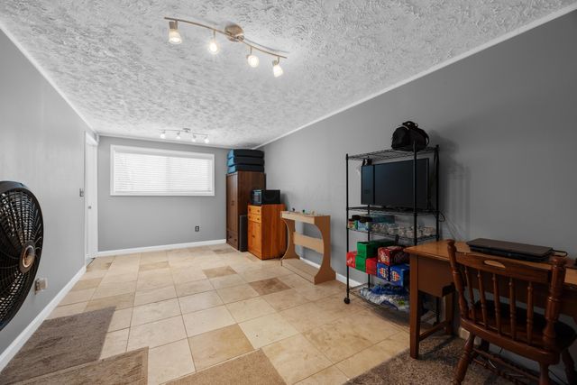 5326 Adderley Avenue, Columbus, OH 43232