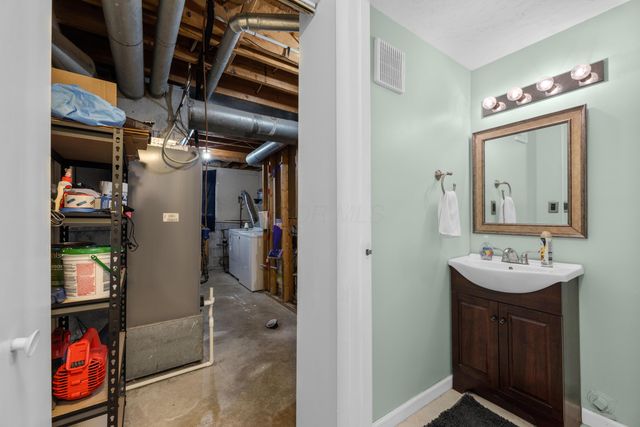 5326 Adderley Avenue, Columbus, OH 43232