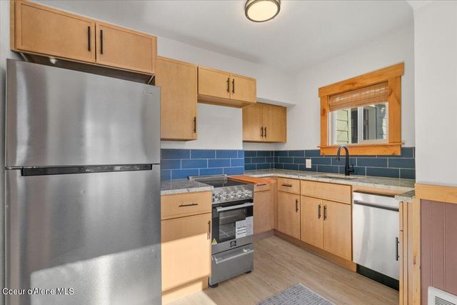 1010 E ST MARIES AVE, Coeur D'alene, ID 83814